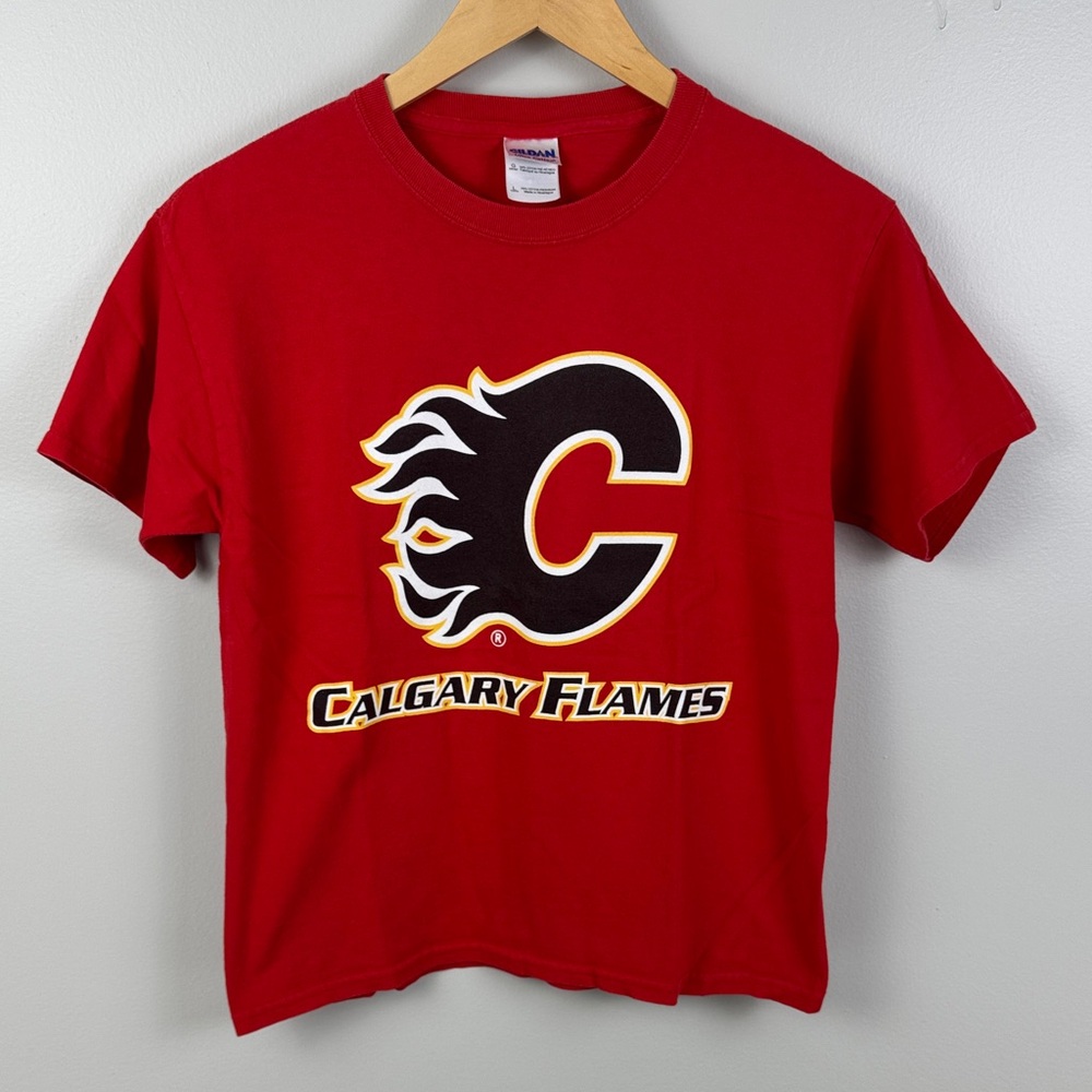 NHL Calgary Flames Kids Red Short Sleeve Tee - L